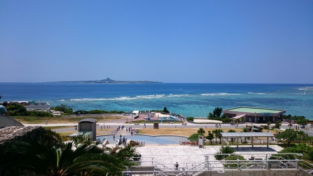 沖縄の海に行くなら、マリンシューズは必須です！